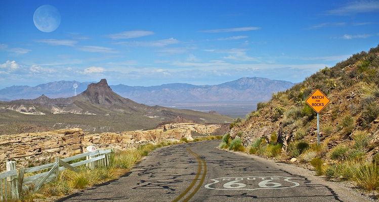 Driving Route 66 - Places To Visit During A Route 66 Road Trip