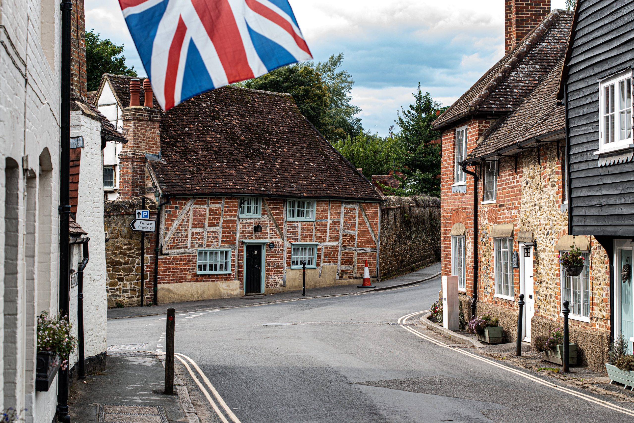 9 Of The Most Picturesque Villages in The UK photo-the-village-of-shere